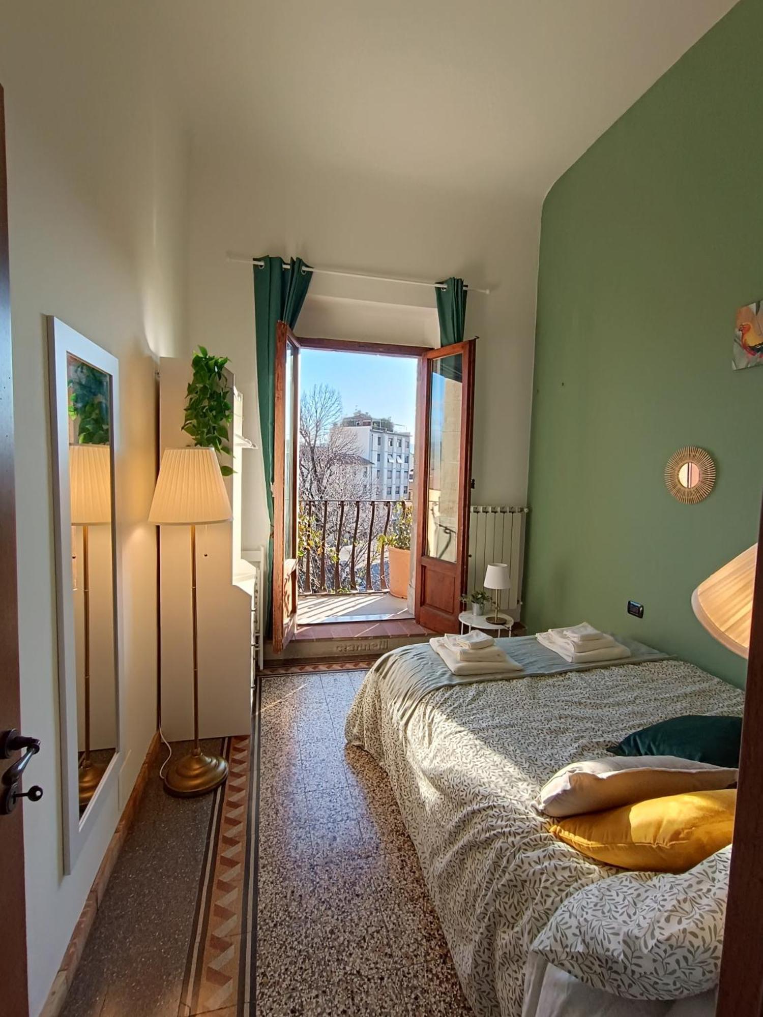 Florence Castle Apartment 2 Bedrooms, 2 Bathrooms Luaran gambar