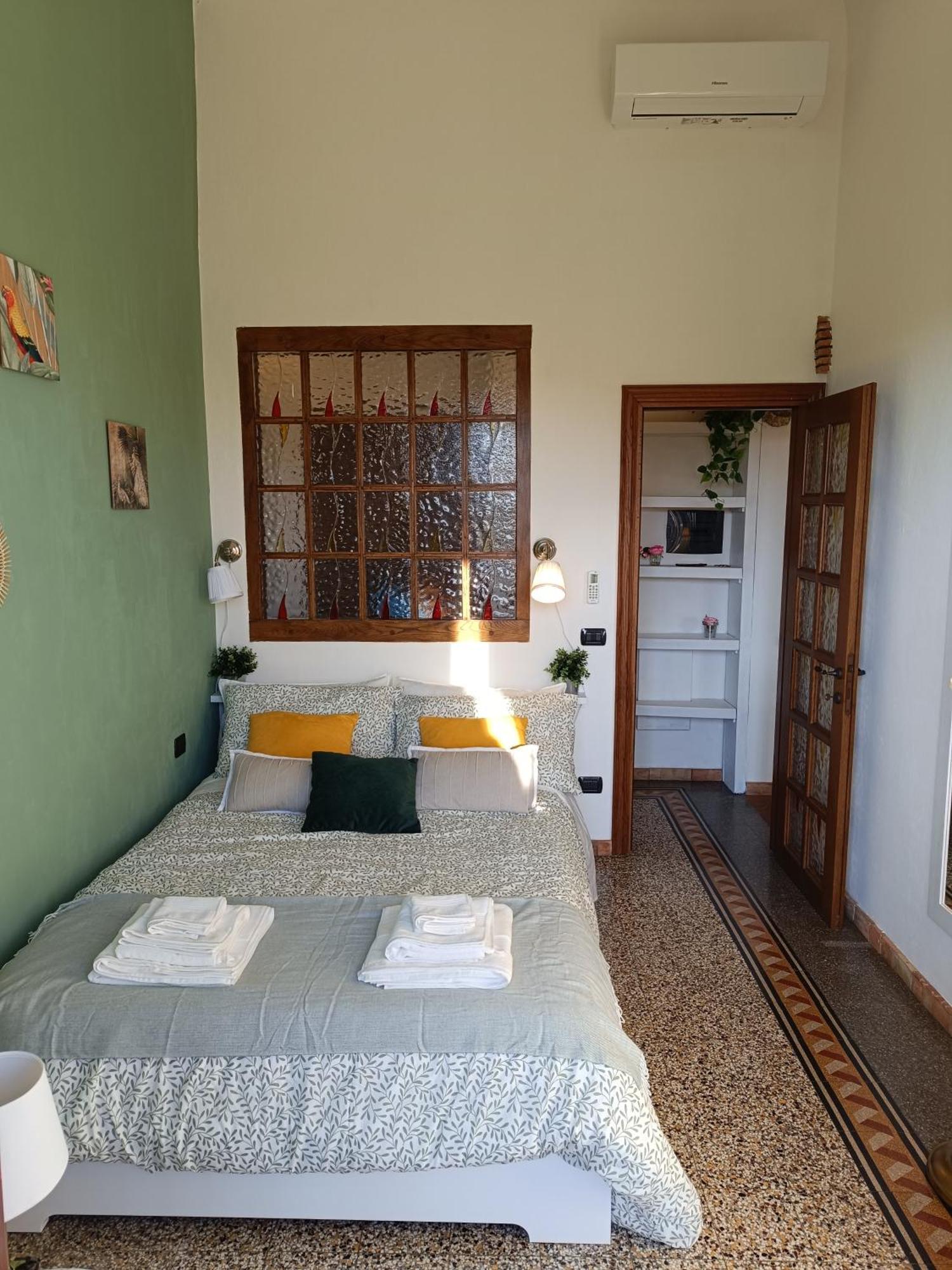 Florence Castle Apartment 2 Bedrooms, 2 Bathrooms Luaran gambar