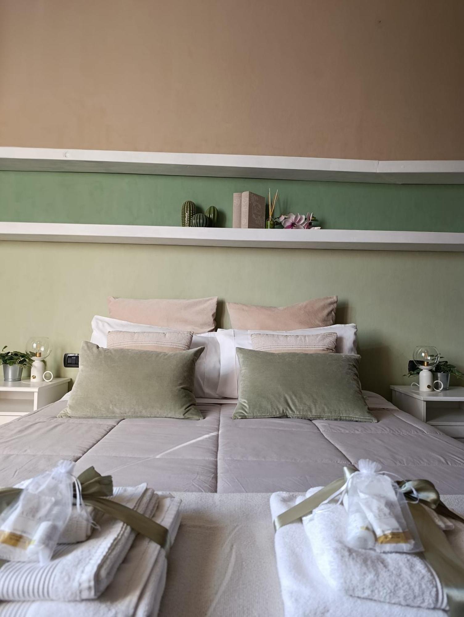 Florence Castle Apartment 2 Bedrooms, 2 Bathrooms Luaran gambar